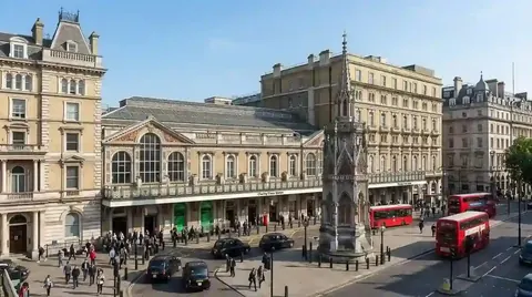 Charing Cross station and the Eleanor Cross on the Strand