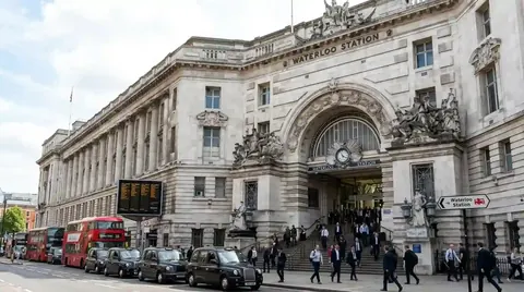 The Victory Arch entrance to Waterloo station